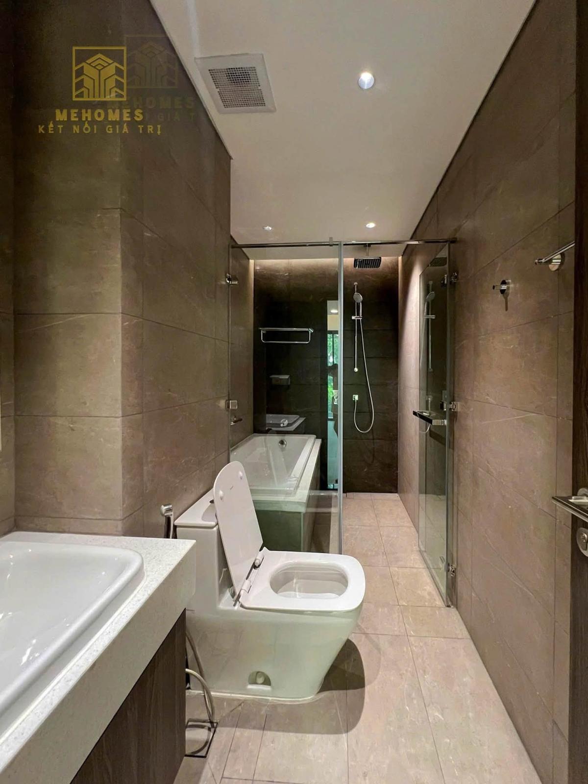 Chuyển nhượng diamond centery